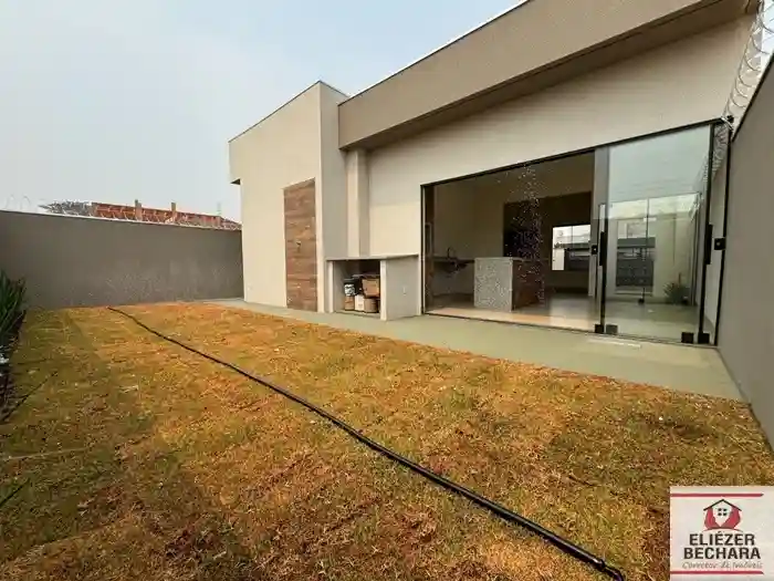 Casa com 3 quartos à venda, 100m² — foto 9 de 18