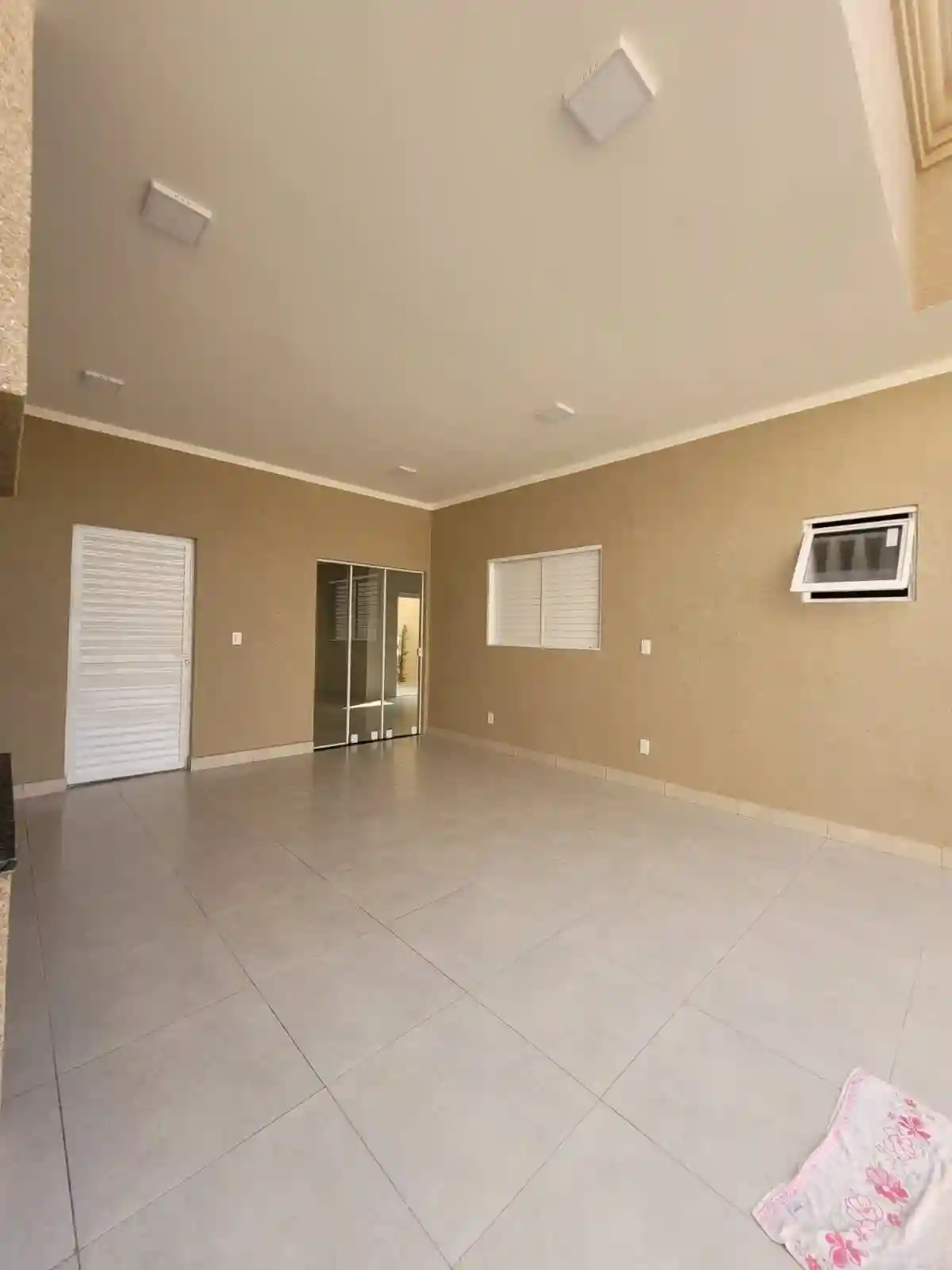 Casa com 2 quartos à venda, 170m² — foto 12 de 15