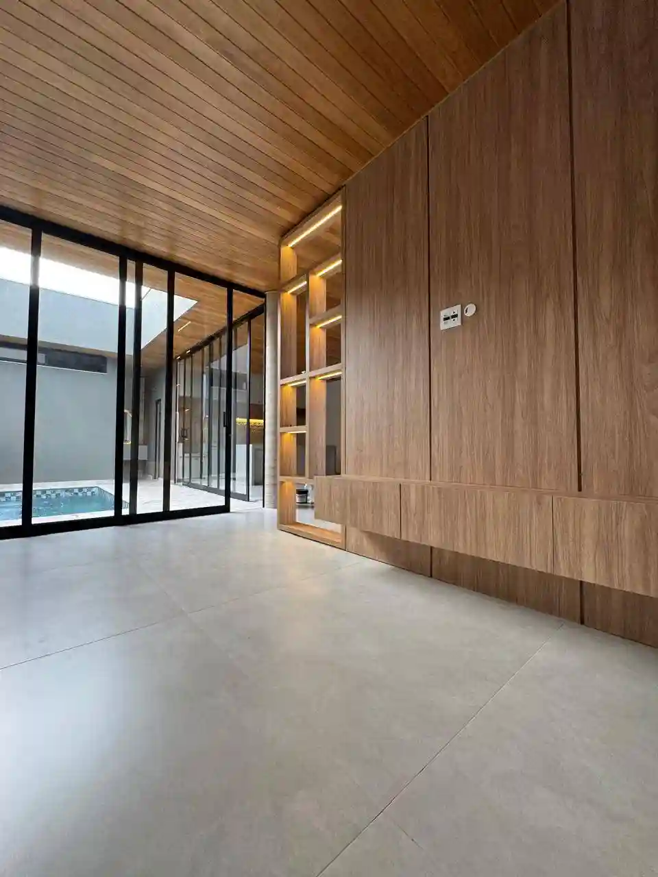 Casa de Condomínio com 3 quartos à venda, 266m² — foto 3 de 19