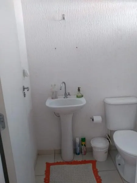 Casa de Condomínio à venda — foto 2 de 4