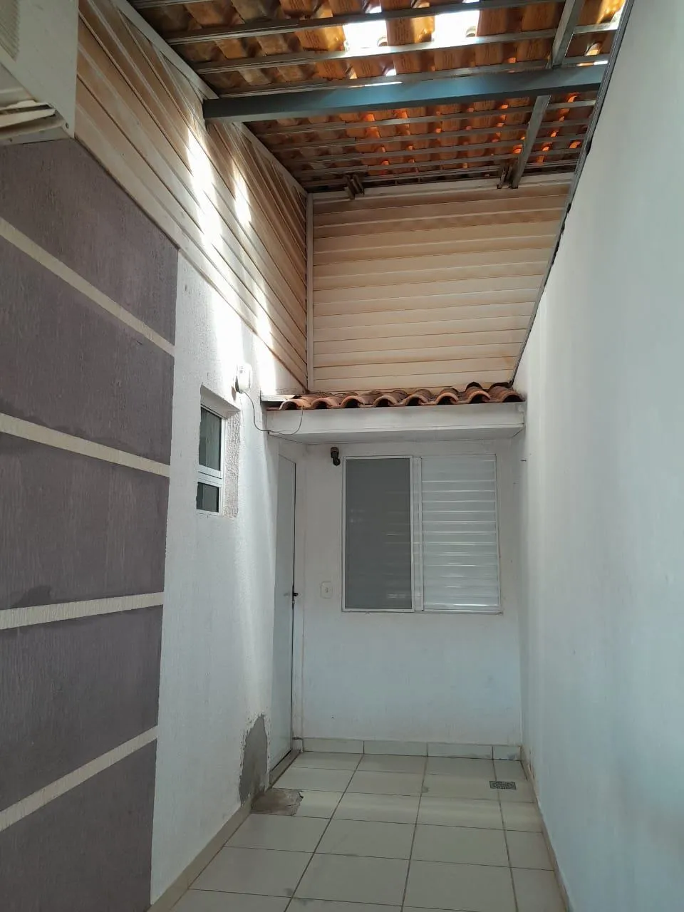 Casa de Condomínio com 3 quartos à venda, 90m² — foto 2 de 15
