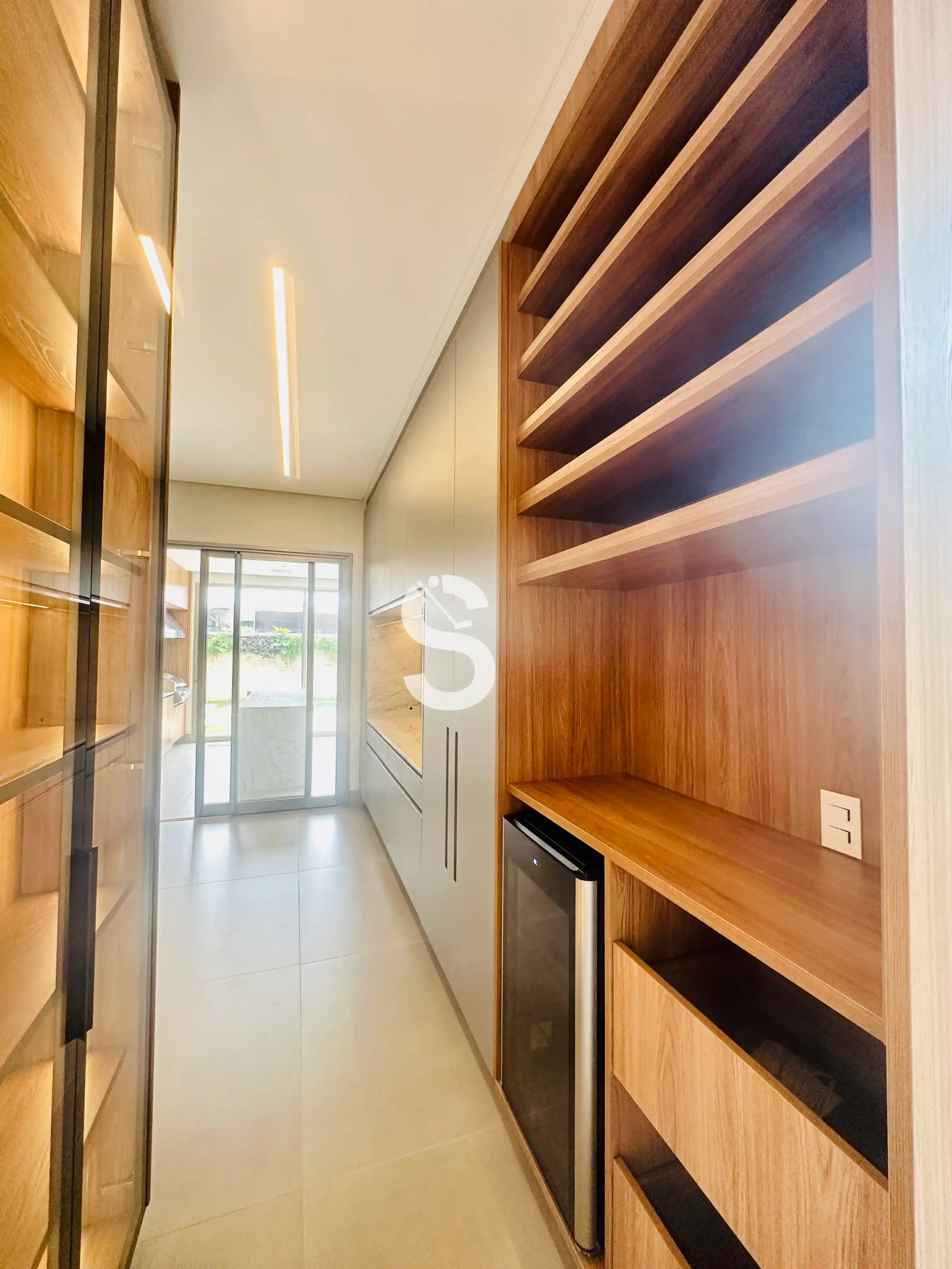 Casa de Condomínio com 4 quartos à venda, 430m² — foto 19 de 21