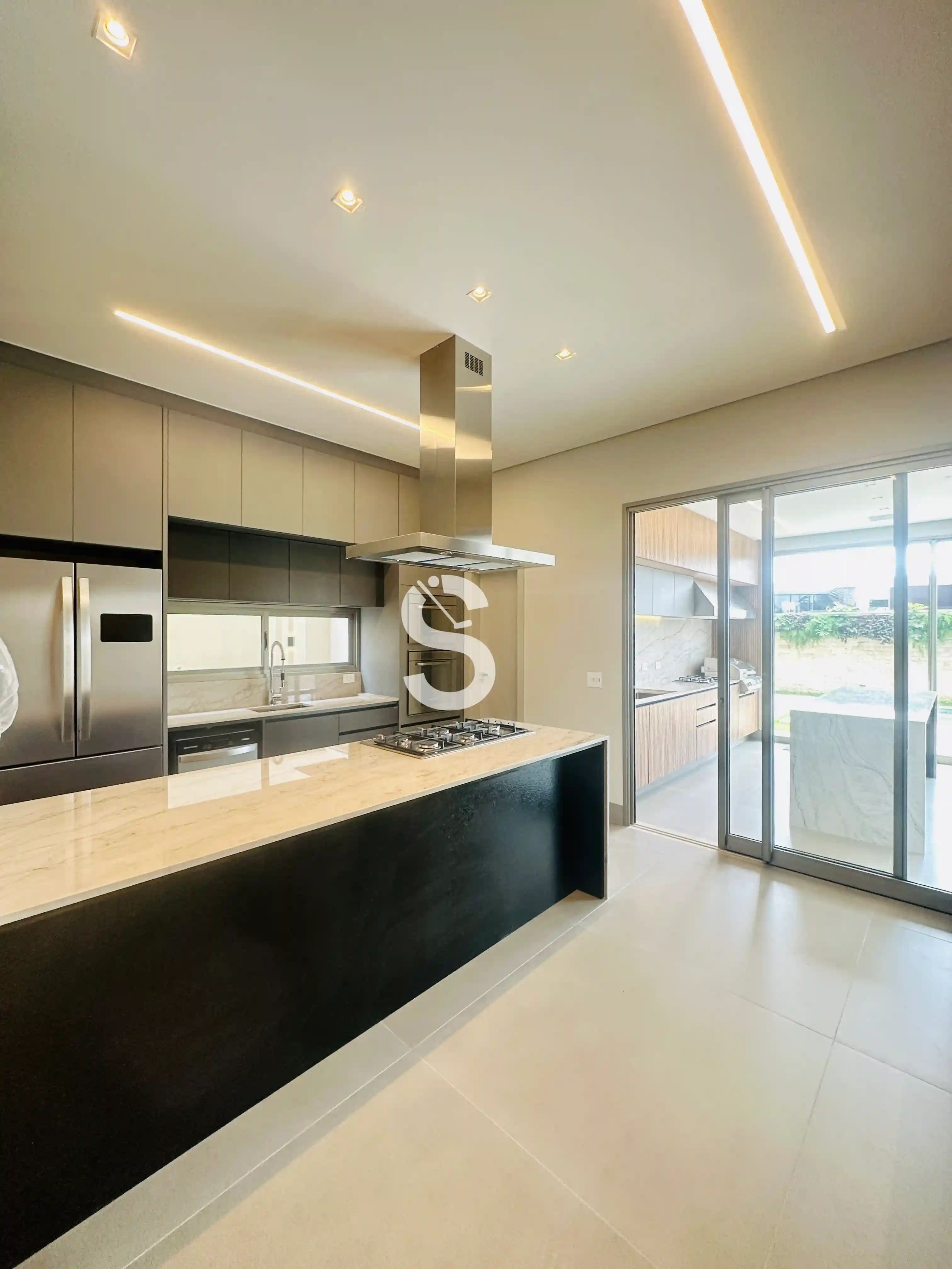 Casa de Condomínio com 4 quartos à venda, 430m² — foto 7 de 21