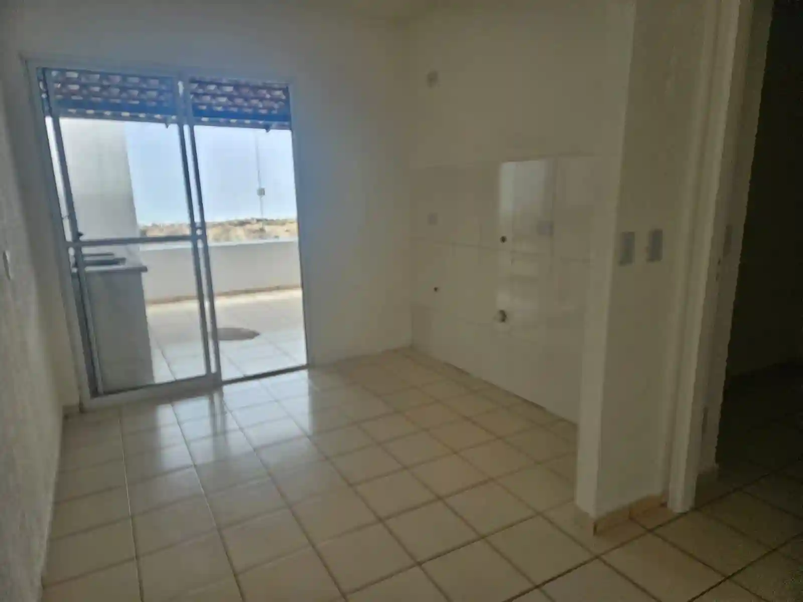 Casa de Condomínio com 2 quartos à venda, 85m² — foto 2 de 19