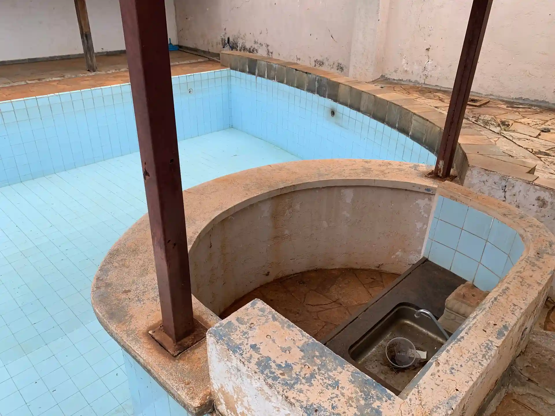 Casa Comercial com 4 quartos à venda, 586m² — foto 7 de 7