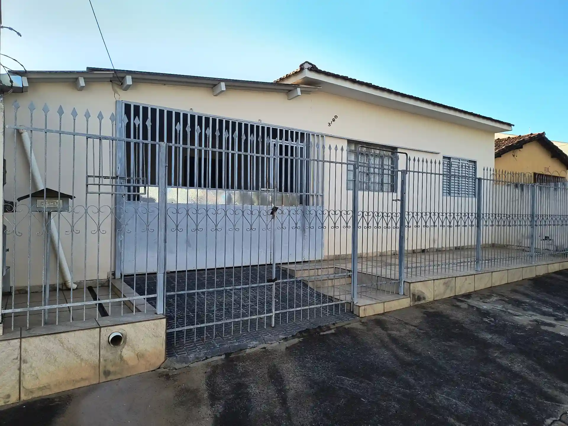 Casa com 2 quartos à venda, 110m² — foto 1 de 15