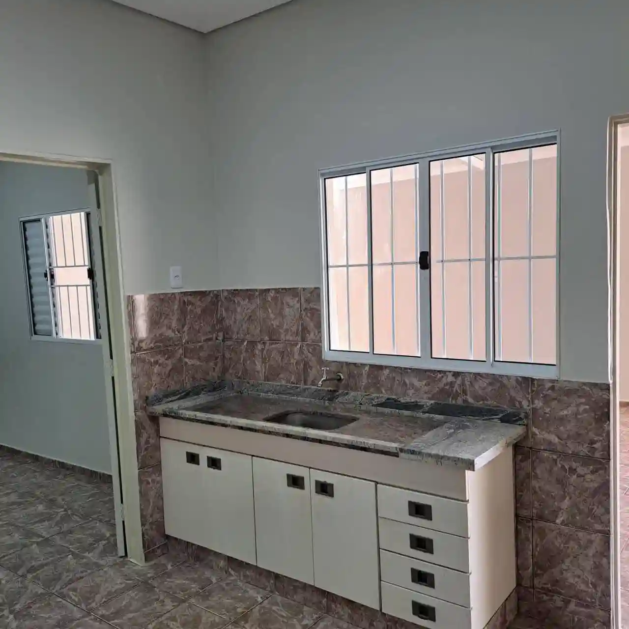 Casa com 2 quartos à venda, 200m² — foto 6 de 13