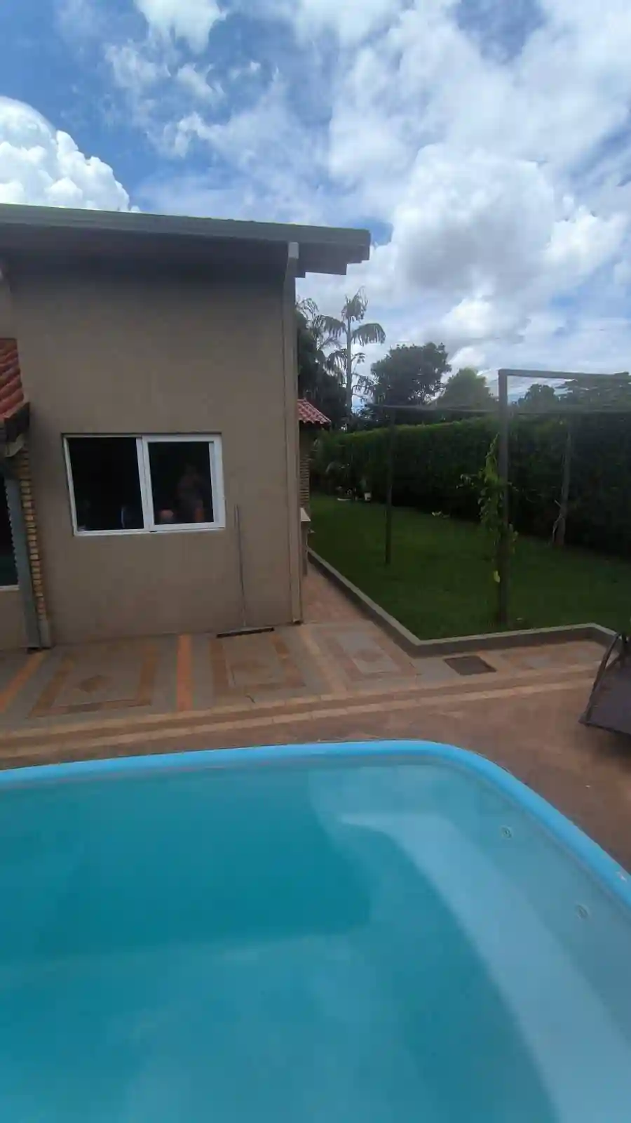 Casa de Vila com 4 quartos para aluguel, 1149m² — foto 2 de 12