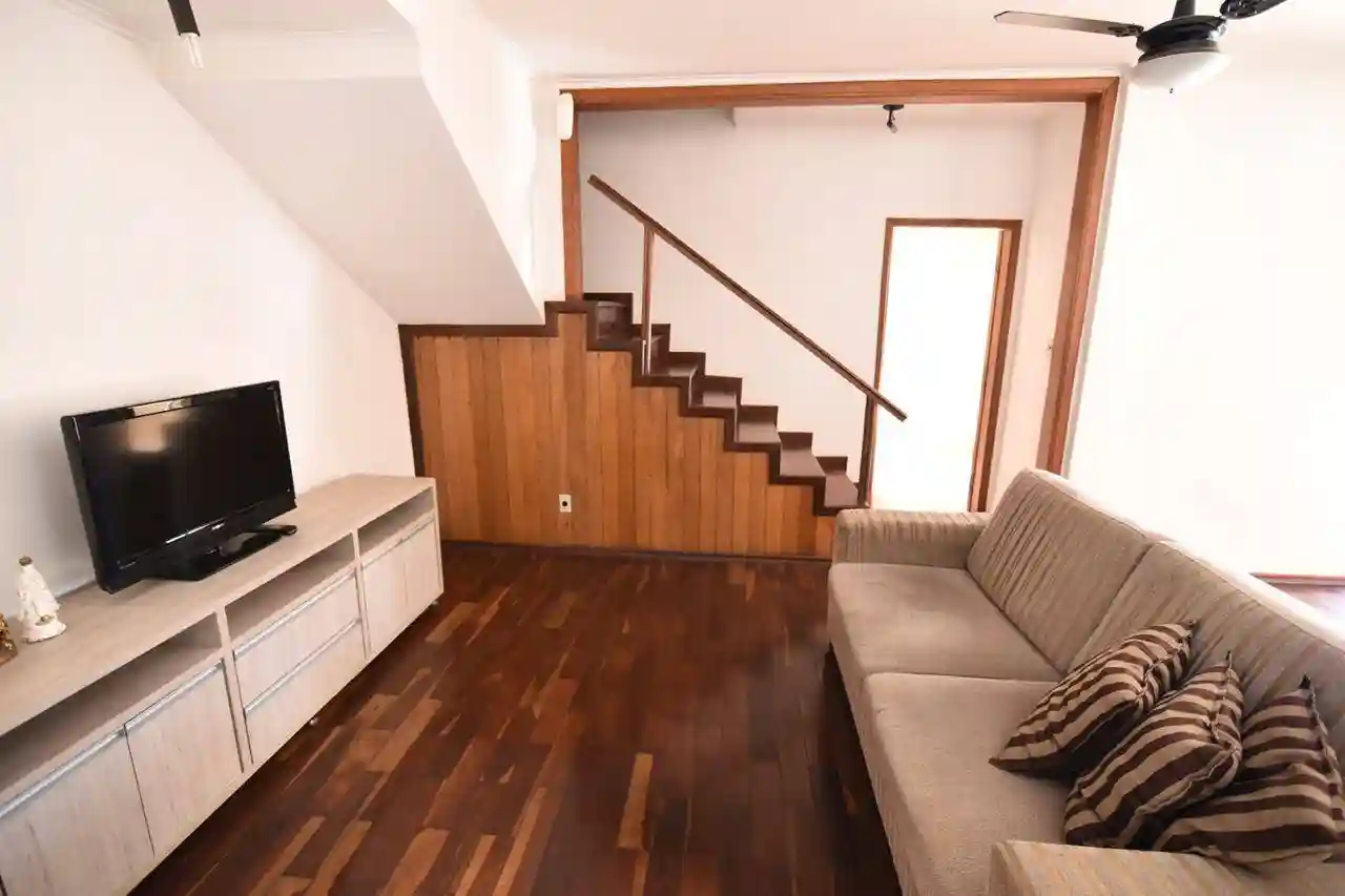 Sobrado com 4 quartos à venda, 360m² — foto 7 de 25