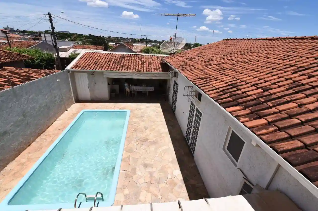Sobrado com 4 quartos à venda, 360m² — foto 8 de 25