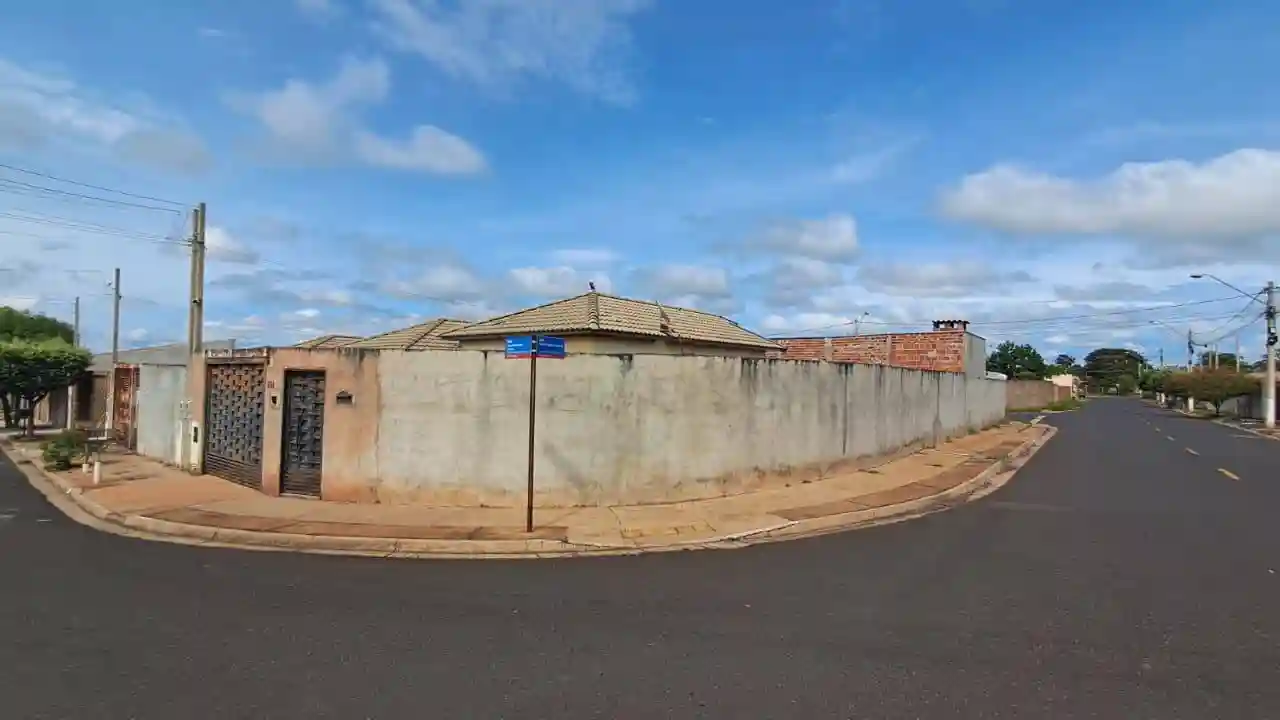 Casa com 2 quartos à venda, 217m² — foto 1 de 16