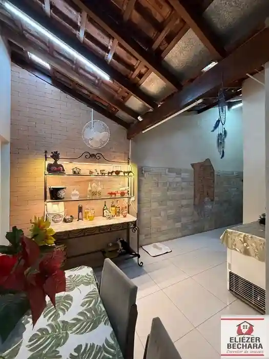Casa com 3 quartos à venda, 172m² — foto 11 de 42