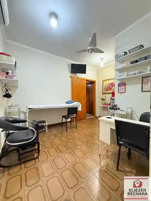 Casa com 3 quartos à venda, 172m² — foto 17 de 42