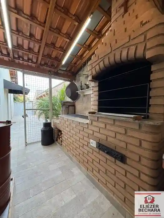 Casa com 3 quartos à venda, 172m² — foto 23 de 42