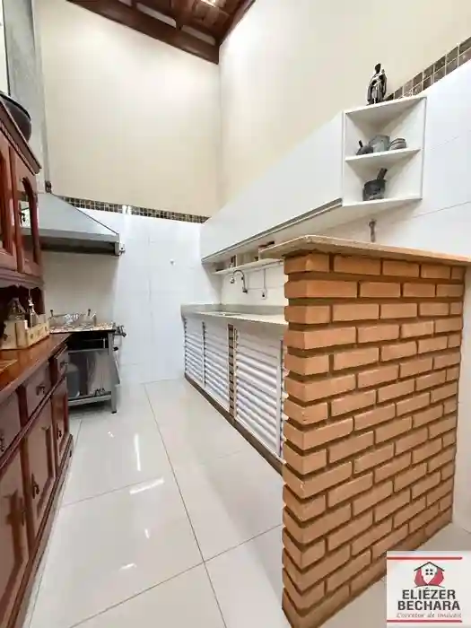 Casa com 3 quartos à venda, 172m² — foto 18 de 42
