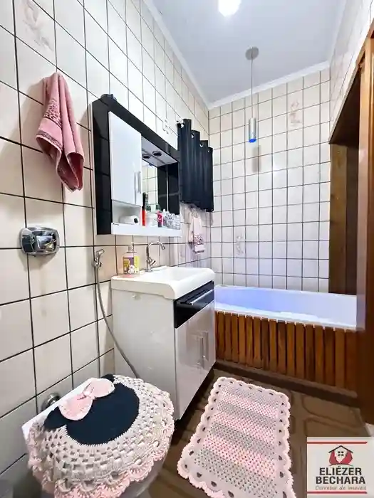 Casa com 3 quartos à venda, 172m² — foto 34 de 42
