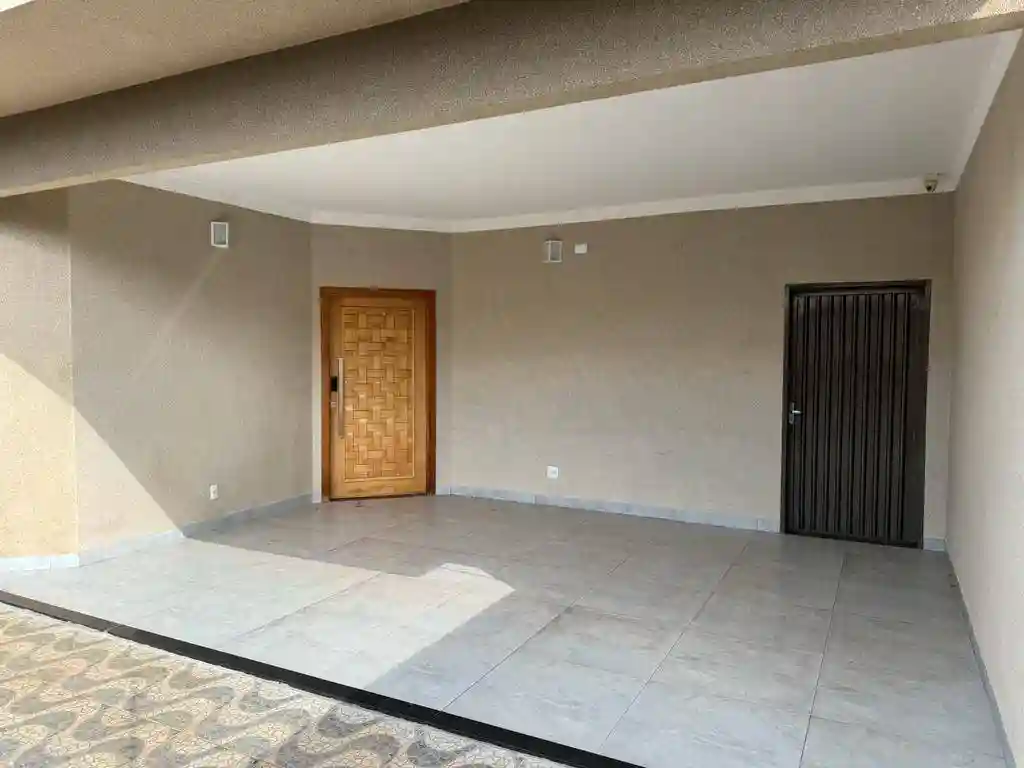 Casa com 3 quartos à venda, 160m² — foto 8 de 8