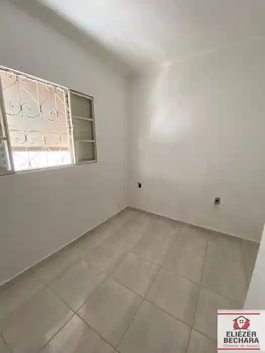 Casa à venda — foto 7 de 11