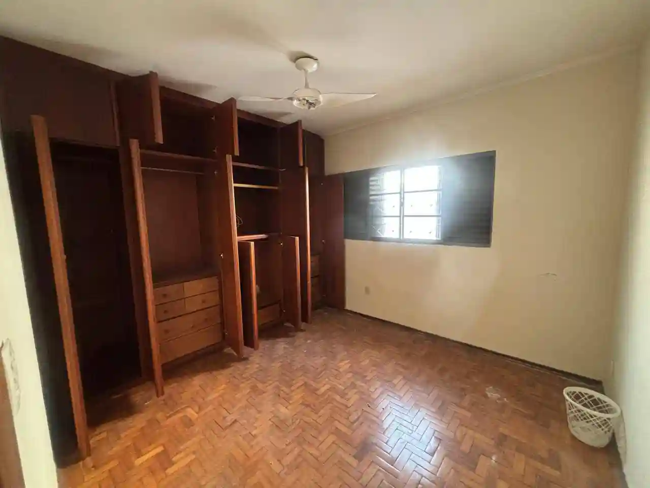 Casa com 3 quartos à venda, 330m² — foto 15 de 21