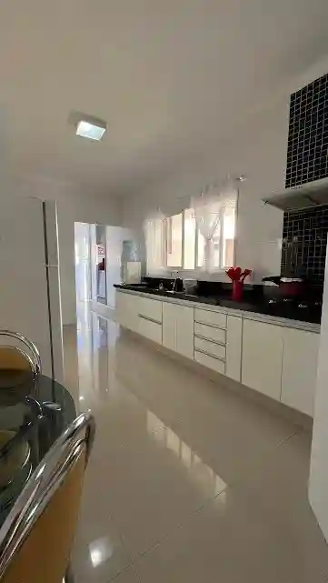 Casa de Condomínio com 3 quartos à venda, 400m² — foto 20 de 26