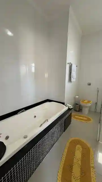 Casa de Condomínio com 3 quartos à venda, 400m² — foto 15 de 26