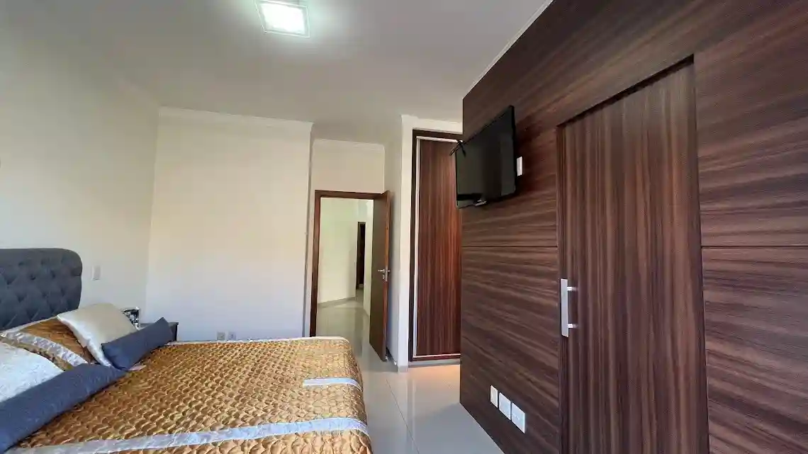 Casa de Condomínio com 3 quartos à venda, 400m² — foto 17 de 26