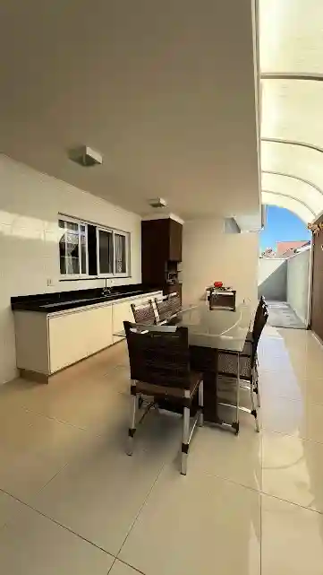 Casa de Condomínio com 3 quartos à venda, 400m² — foto 1 de 26