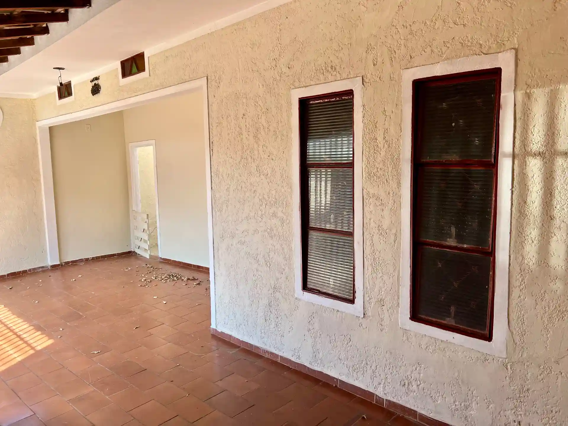 Casa com 2 quartos à venda, 250m² — foto 3 de 16