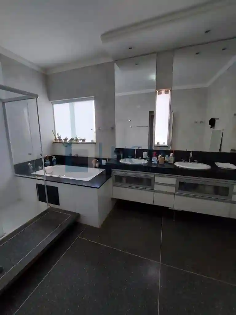 Casa de Condomínio com 3 quartos à venda, 361m² — foto 9 de 11