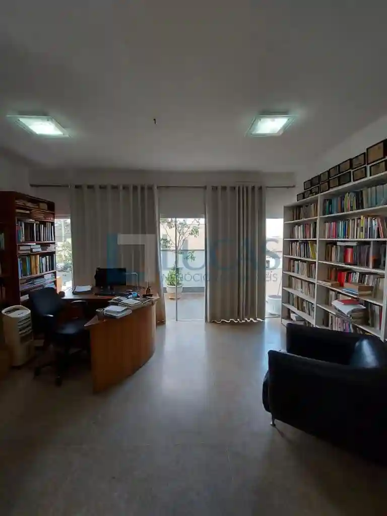 Casa de Condomínio com 3 quartos à venda, 361m² — foto 3 de 11