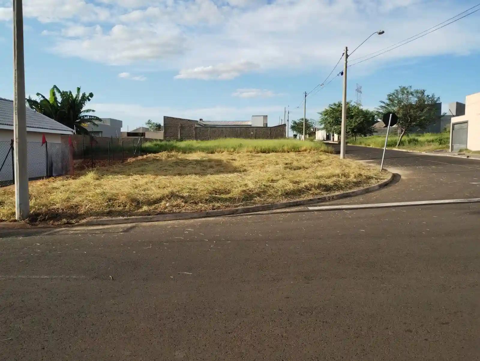 Terreno / Lote / Condomínio  à venda, 316m² — foto 1 de 5