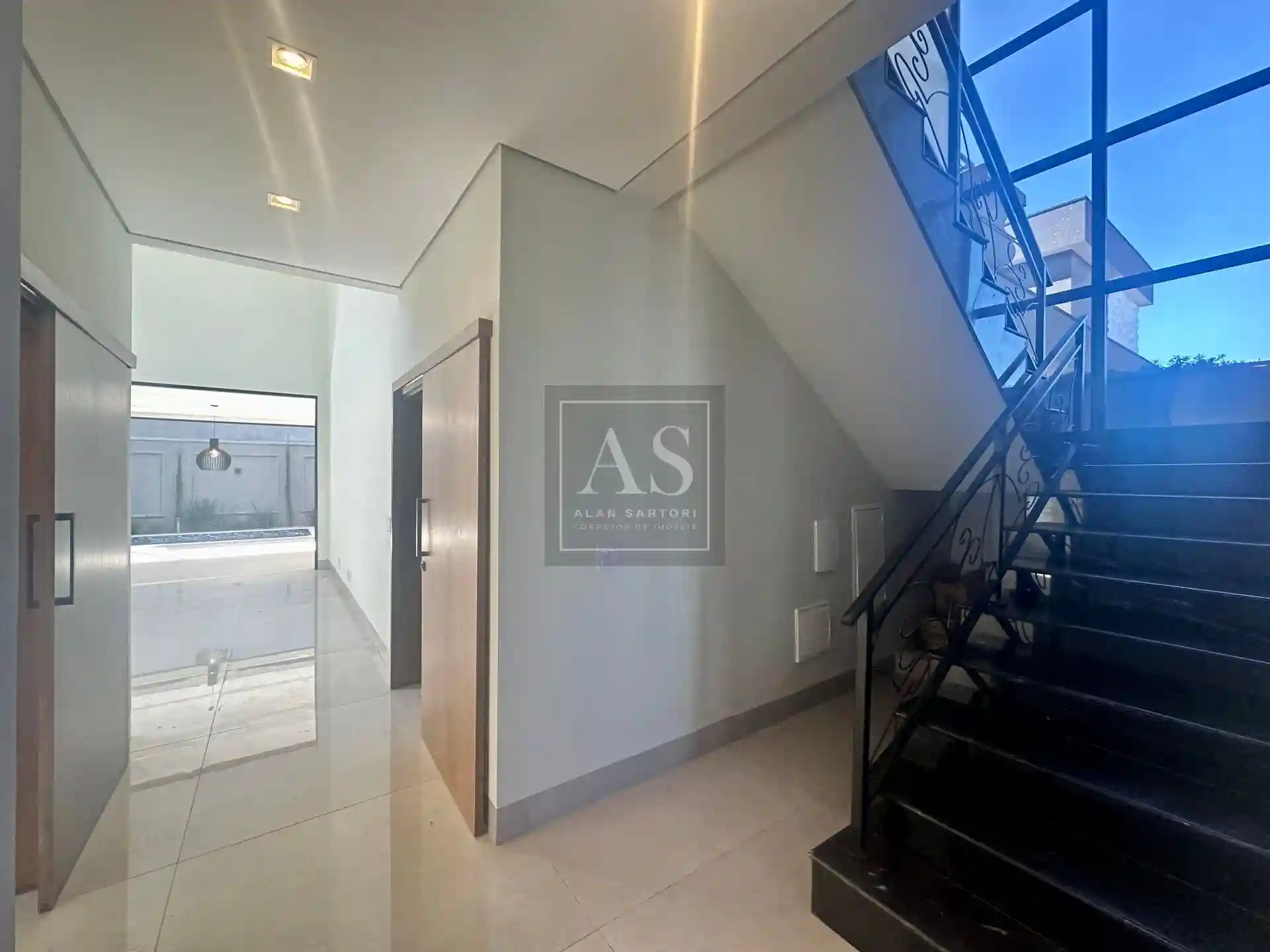 Casa de Condomínio com 3 quartos à venda, 289m² — foto 8 de 17