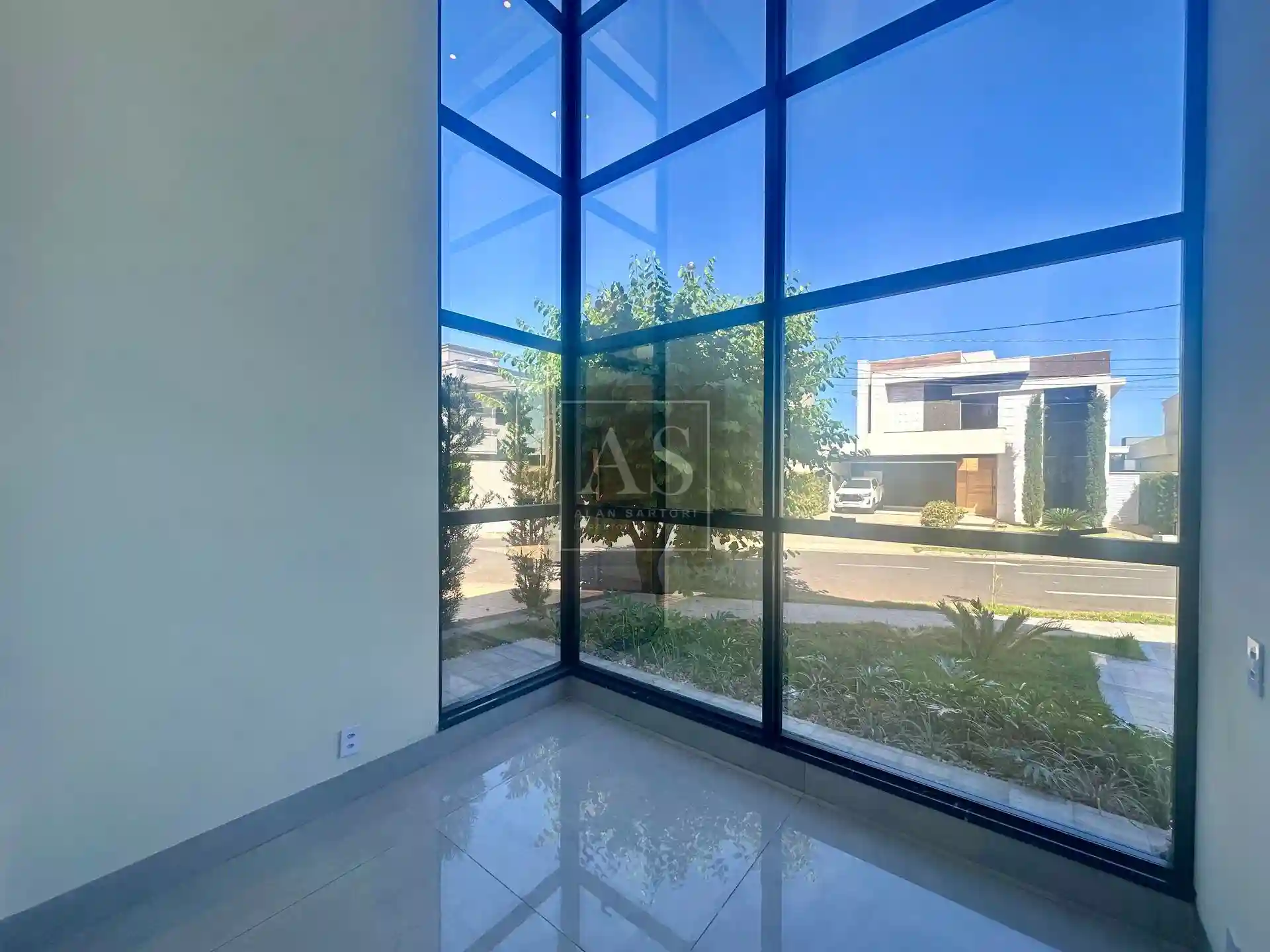 Casa de Condomínio com 3 quartos à venda, 289m² — foto 9 de 17