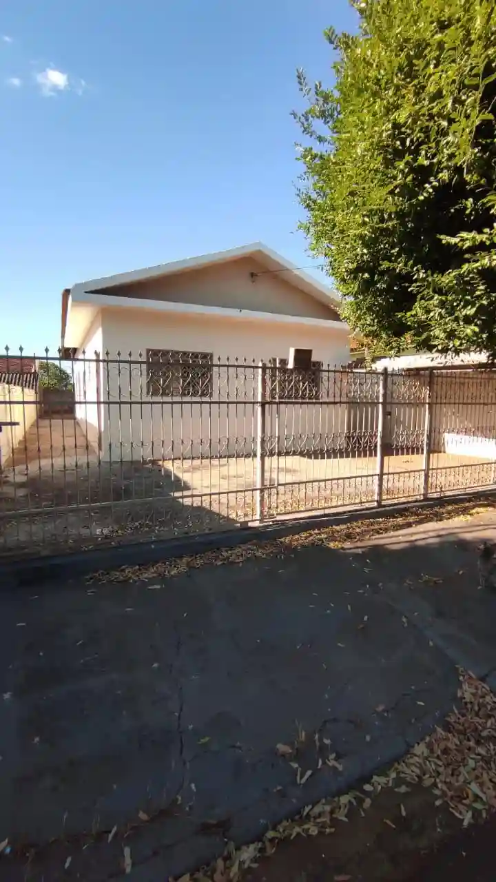 Casa com 2 quartos à venda, 100m² — foto 1 de 15