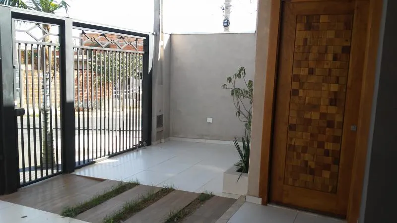 Casa à venda — foto 1 de 12