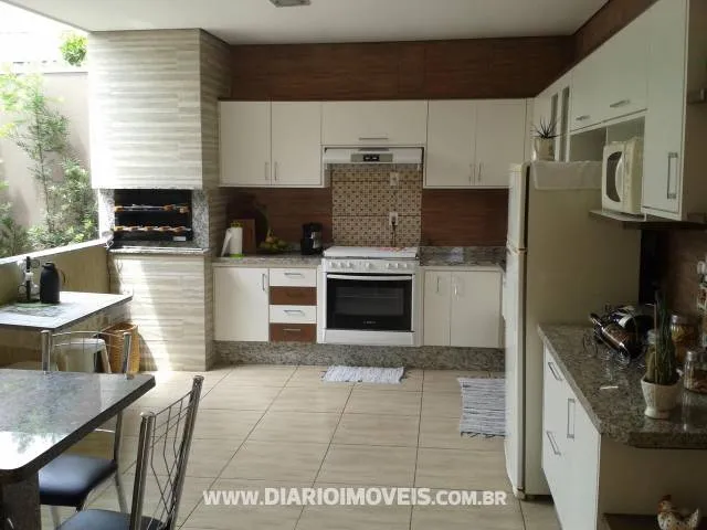 Casa de Condomínio à venda — foto 2 de 3