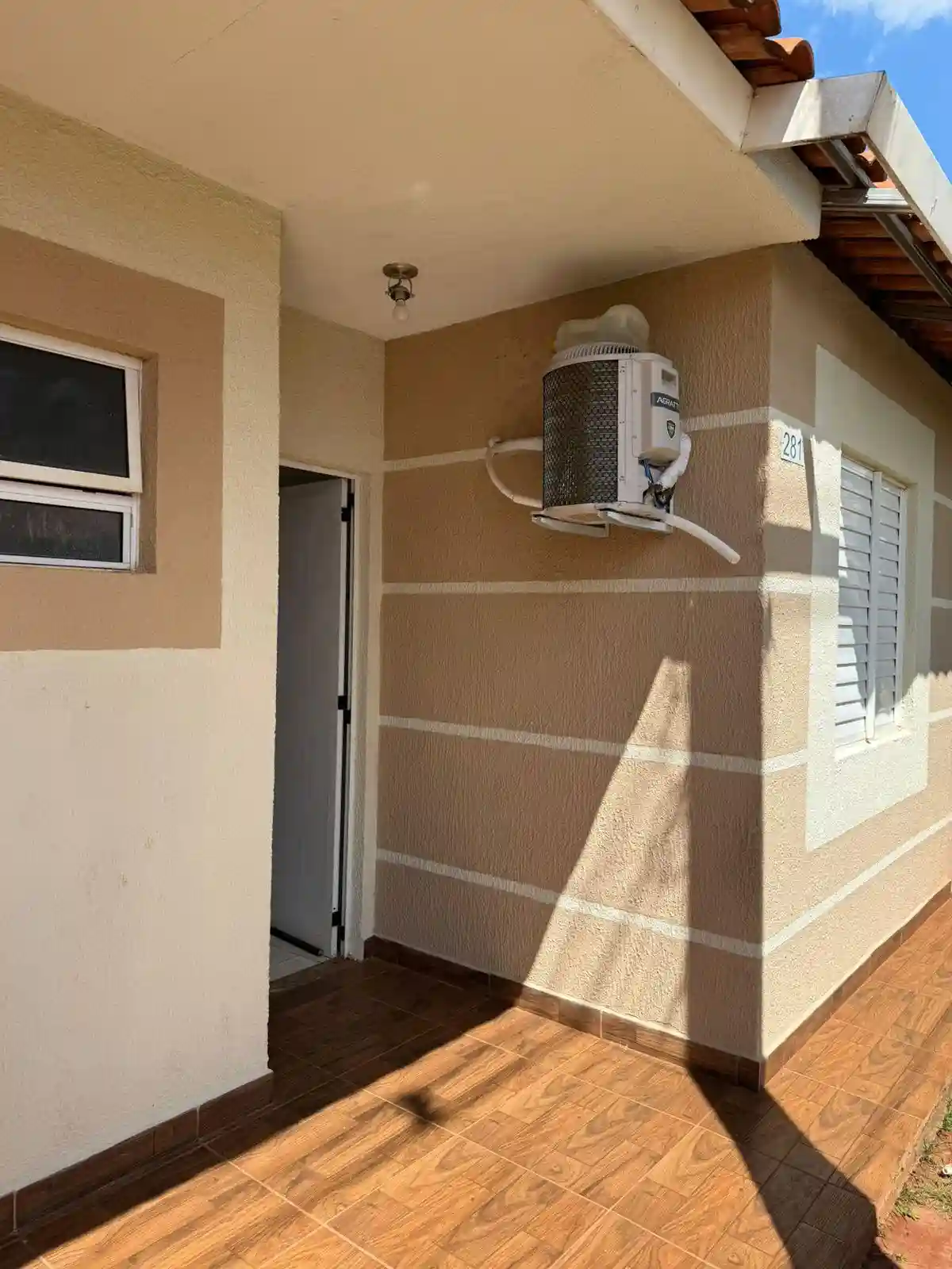 Casa de Condomínio com 2 quartos à venda, 80m² — foto 2 de 12