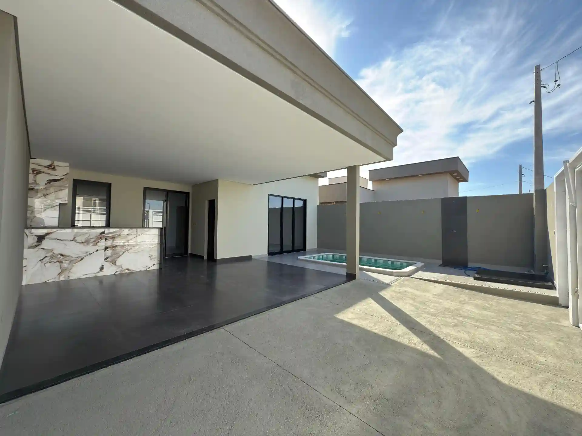 Casa com 3 quartos à venda, 210m² — foto 8 de 12