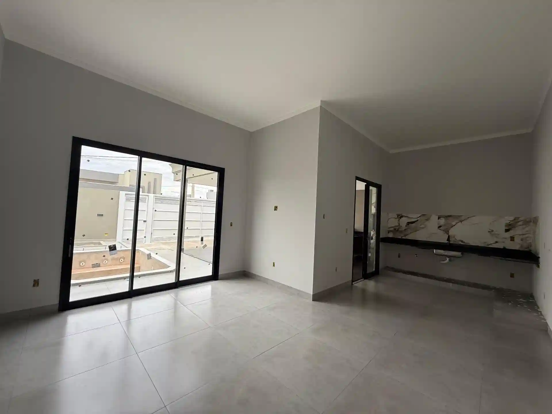 Casa com 3 quartos à venda, 210m² — foto 11 de 12