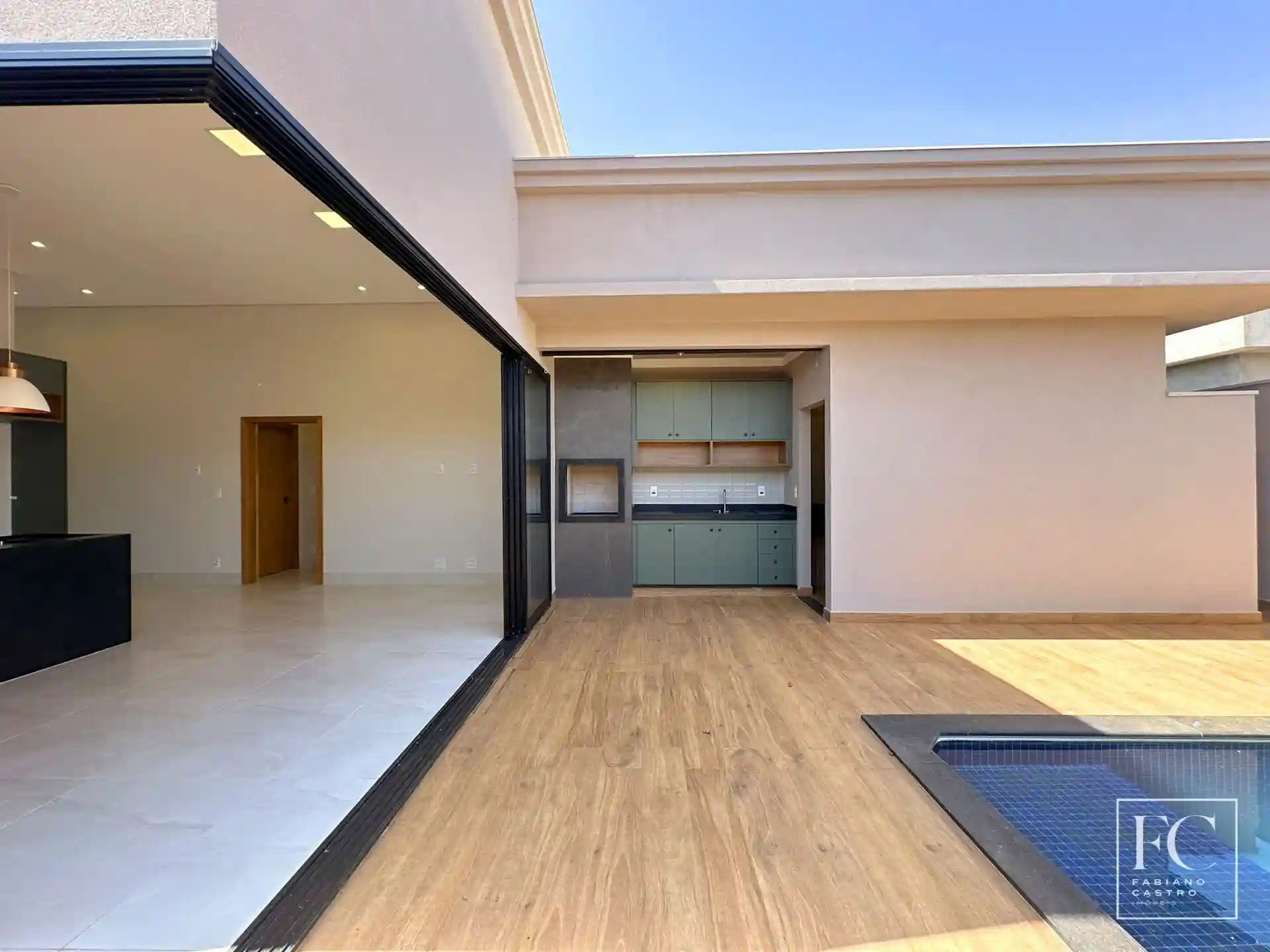 Casa de Condomínio com 3 quartos à venda, 156m² — foto 15 de 28