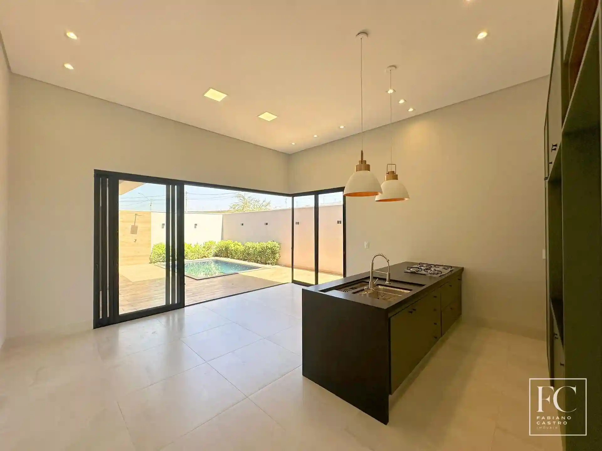 Casa de Condomínio com 3 quartos à venda, 156m² — foto 7 de 28