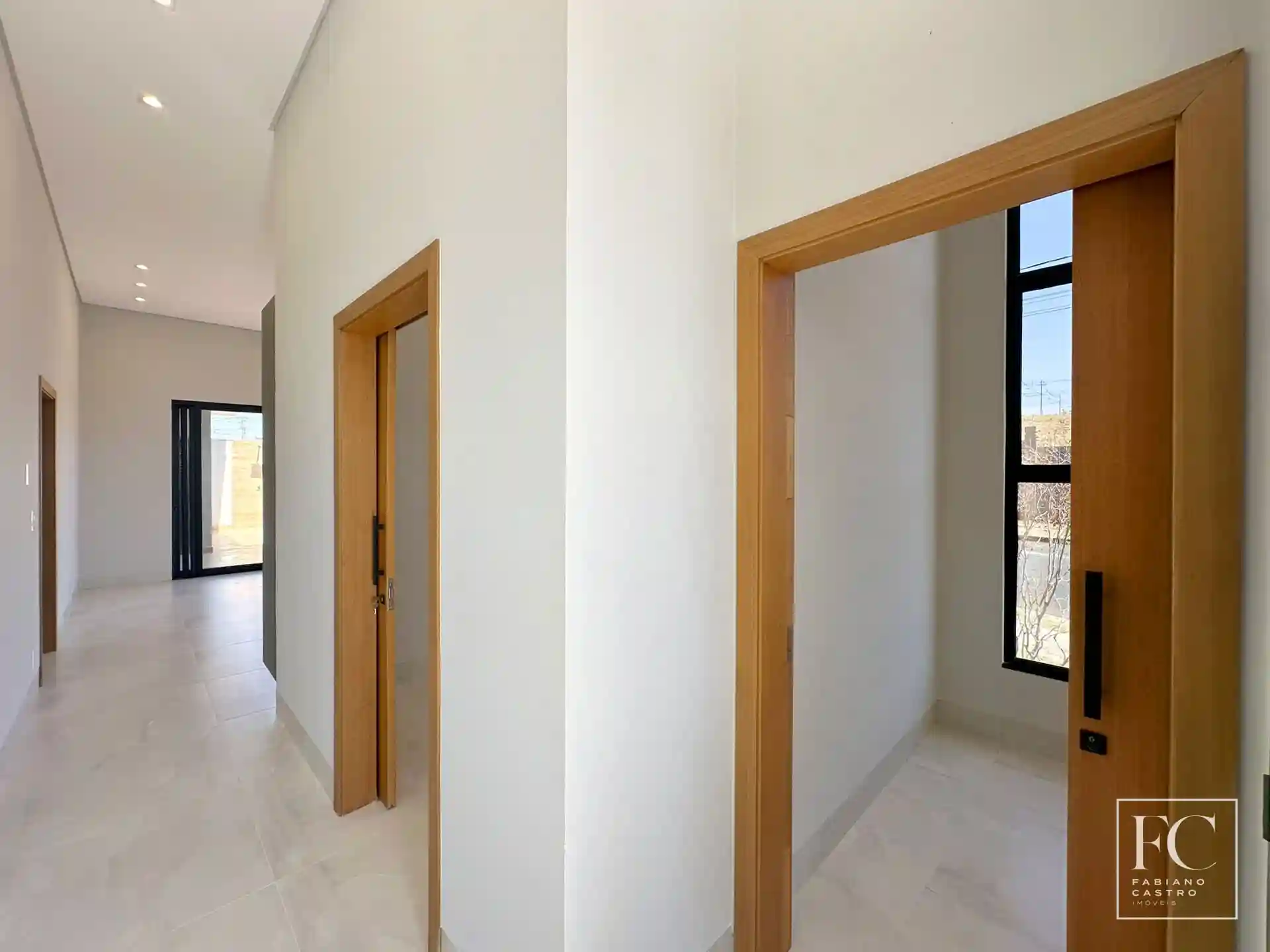 Casa de Condomínio com 3 quartos à venda, 156m² — foto 3 de 28