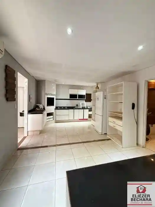 Casa de Condomínio com 3 quartos à venda, 130m² — foto 4 de 13