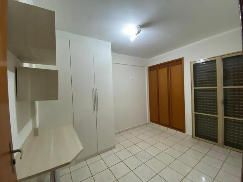 Apartamento à venda — foto 2 de 3