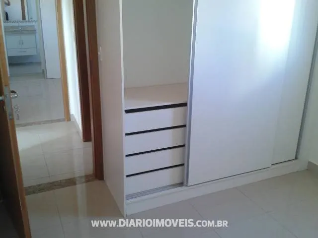 Apartamento à venda — foto 2 de 2