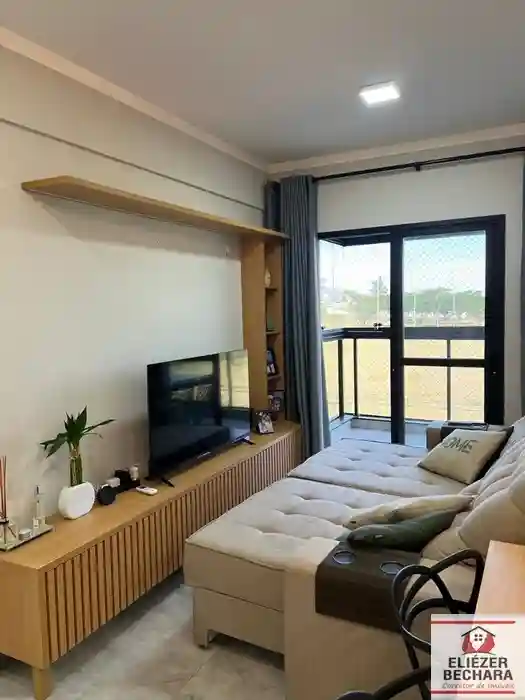 Apartamento com 2 quartos à venda, 70m² — foto 2 de 23