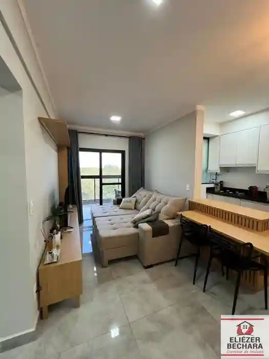 Apartamento com 2 quartos à venda, 70m² — foto 1 de 23