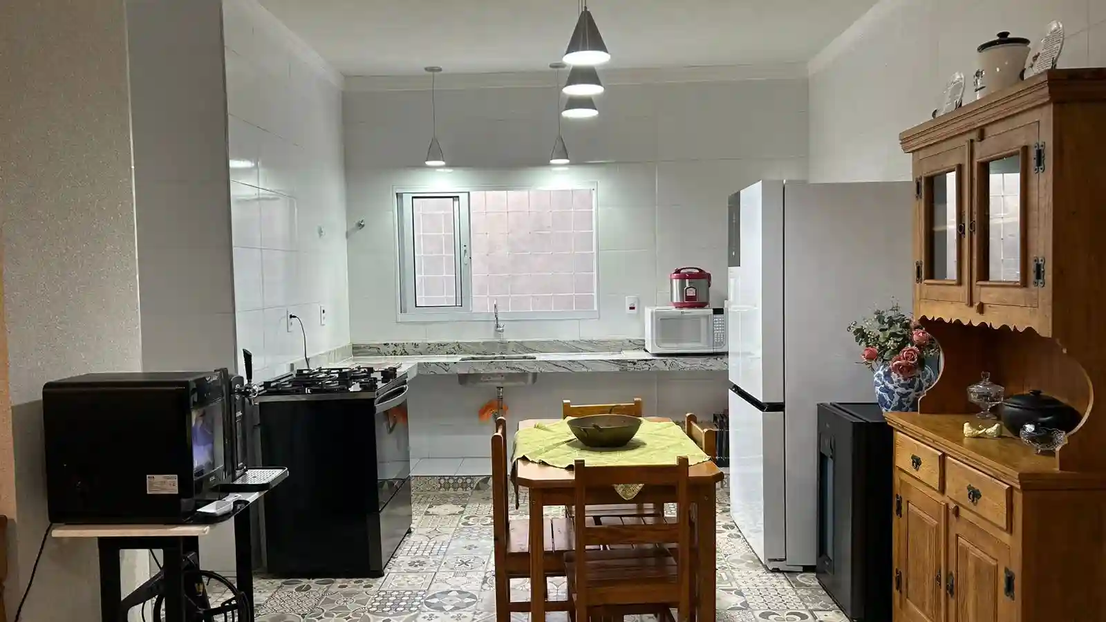 Casa com 3 quartos à venda, 170m² — foto 10 de 35