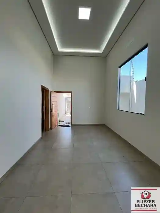 Casa com 3 quartos à venda, 120m² — foto 2 de 15