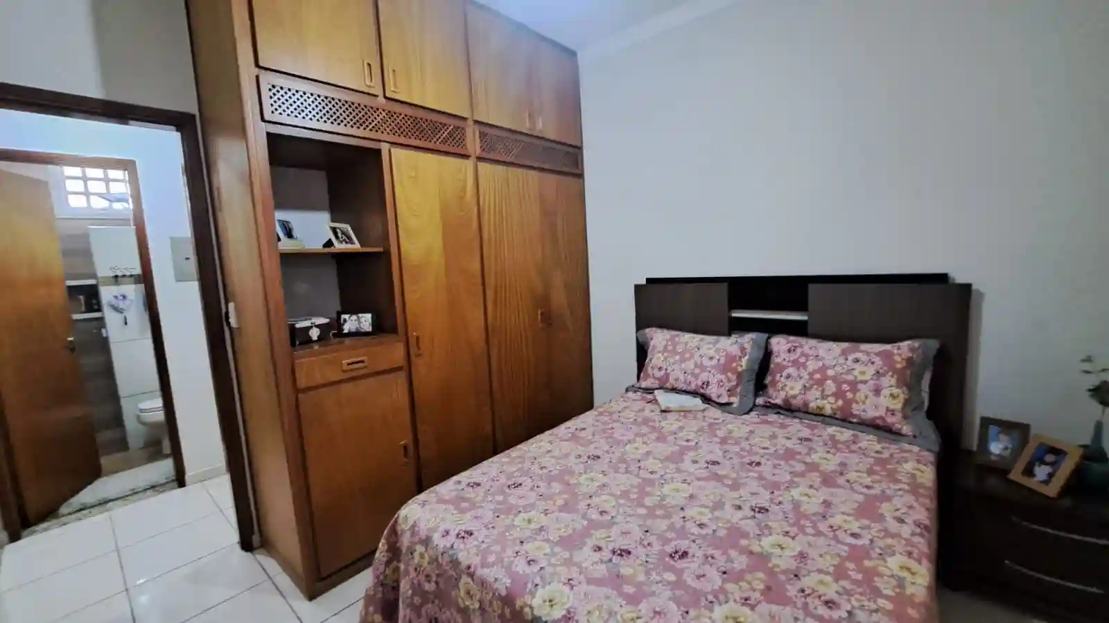 Casa  à venda, 234m² — foto 1 de 21